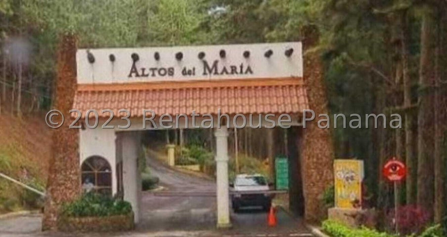 Exclusive Mountain Lot in Chame